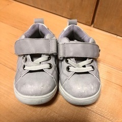 6  tete a tete ベビースニーカー　13センチ