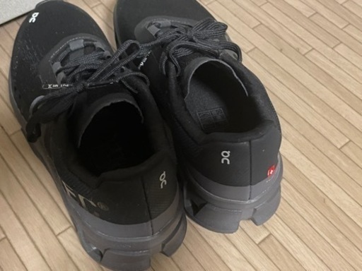 急募！！On cloudmonster 24センチ　新品同様