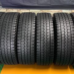 205/70R16 111/109L　ダンロップ　WINTER MAXX LT03　良品　バリ山　4本セット　① 205⁄70R16 111⁄109L LT 18年 ダンロップ WINTER MAXX LT03 タイヤ2本