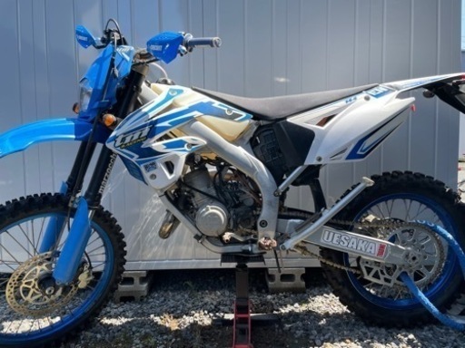 tm RACING144en 08