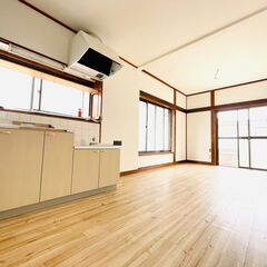 【山名町戸建 】2023.6リフォーム済み♪ペット可戸建☆全室洋室に生まれ変わりました☆駐車場２台込み！追い炊き、ウォシュレット、TVモニターフォンなど設備充実です！まずはご見学ください！ - 賃貸（マンション/一戸建て）