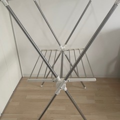 【予約済】室内 洗濯干しラック 物干しラック 折りたたみ式の画像