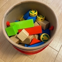 Hape（ハペ）積み木（白木andカラー）50個入り　つみき