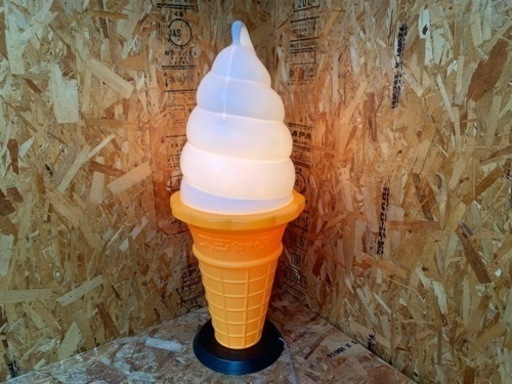 (5983-04) 直接ご来店お引き取り限定！美品 TOMI スジャータシルクアイス あんどん 大 高さ90cm 2020年製 台座あり ランプ付 CD3627 ソフトクリーム電飾看板 ディスプレイ用 中古品 業務用 飲食店 厨房 店舗用