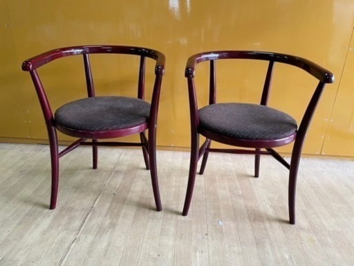 飛騨産業　キツツキマーク　アームチェア　2脚