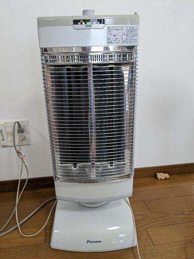ダイキン　赤外線ヒーター　ERFT11RS