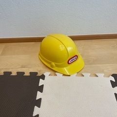 おもちゃの工事ヘルメット