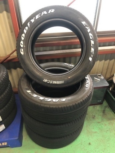 売り切れ　ハイエース等　グッドイヤー　215/60/R17 ホワイトレター  ナスカー