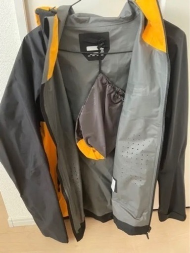 マーモットTOMNJK02 ゴアテックス
