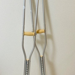 ほぼ新品　松葉杖　157-178cm