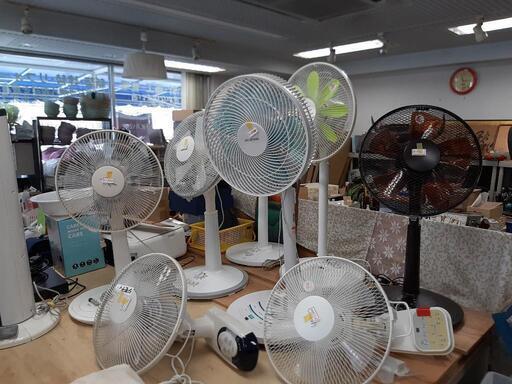 ★新入荷 扇風機 色々あります！ お店までご来店をお待ちしております！