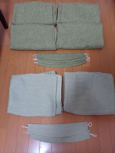 カーテン ニトリ レーナ4枚 + ニトリ パレット2枚