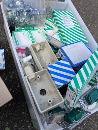 電気部品