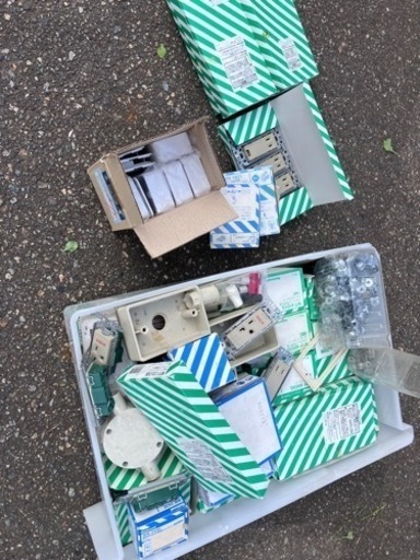電気部品