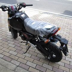本日入荷！限定一台限り！希少な艶有りブラック、グロムＧＲＯＭ125 正規ディーラー車です。２年保証！アステロイドブラックメタリック！の画像
