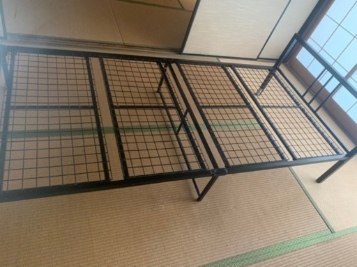 ニトリのパイプベッド