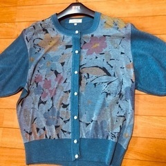 カーディガン  Lサイズ 新品未使用日本製5千円で買った服の画像