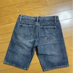 デニムハーフパンツ S又は160の画像