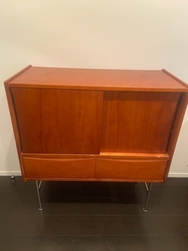 北欧　サイドボード