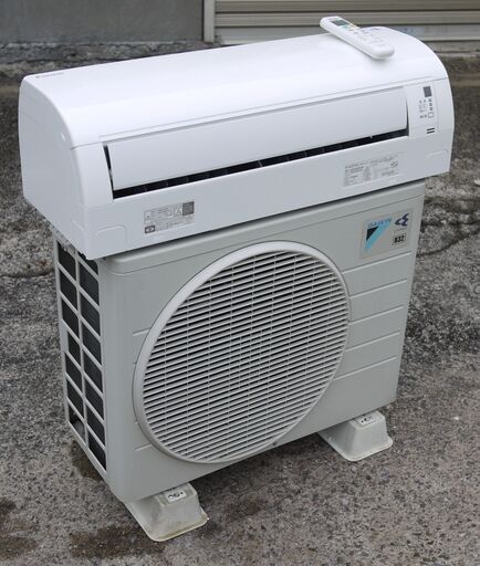美品 ダイキン ルームエアコン AN22UESK-W 2017年 R32冷媒 2.2kw 冷房 6～9畳 暖房 5～6畳 風ないス運転 ヒートダッシュ暖房 動作品