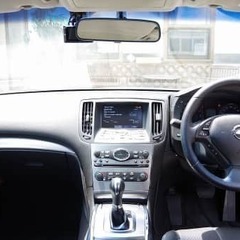 セダンに乗りたいあなたへ🚗✨　日産 スカイラインクーペ 370GTの画像