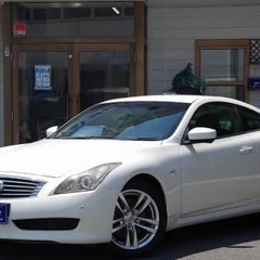 セダンに乗りたいあなたへ🚗✨　日産 スカイラインクーペ 370GTの画像