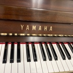 YAMAHA アップライトピアノ　U5C 1970年　リニューアルの画像