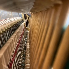 YAMAHA アップライトピアノ　U5C 1970年　リニューアルの画像