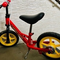 ミッキーのペダルなし自転車