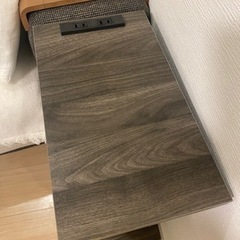 引き出し付きコーナーサイドテーブル　の画像