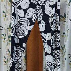 薔薇柄のレギンス