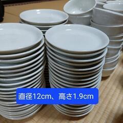 食器まとめて差し上げますの画像