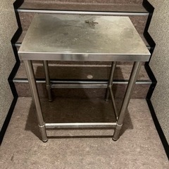 【業務用】厨房 ステンレス作業台　差し上げます。