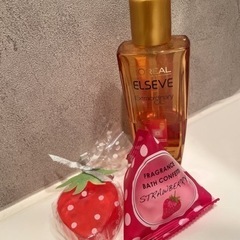 ロレアルパリ トリートメントと苺の入浴剤ソープ