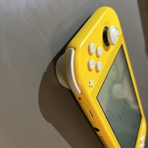 任天堂　Switch lite イエロー