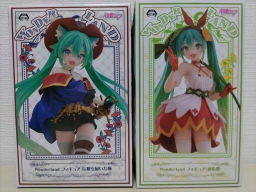 初音ミク　wonderland フィギュア　長靴を履いた猫　　親指姫　フィギュア