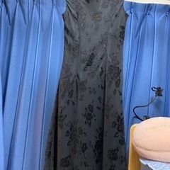 フォーマルワンピース