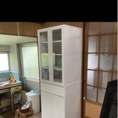 ☆LOWYA  キッチンボード  食器棚  組立て済みです　未使...
