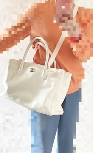 値下げ 本物 CHANEL エグゼクティブ 2way トートバッグ 白 × ゴールド 値下げ 本物 CHANEL エグゼクティブ 2way トートバッグ 白 × ゴールド