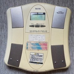 タニタ　体重計　ヘルスメーター【取りに来れる方限定】