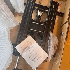 【受け渡し先決定・問い合わせ不可】テレビ壁掛け金具　耐荷重50kg