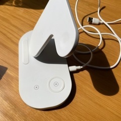 3 in 1ワイヤレス充電器　iPhone iwatch Airpods  同時充電の画像