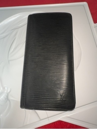 本物 ルイヴィトン 黒 エピ 長財布
