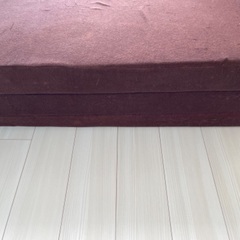 折り畳めるマットレスの画像