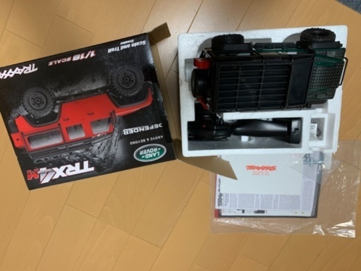 トラクサス TRAXXAS TRX‐4M TRX4M ブロンコ 1:18 スケール クローラ 中古品(白) です。