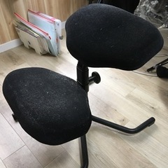 【格安】バランスチェアの画像