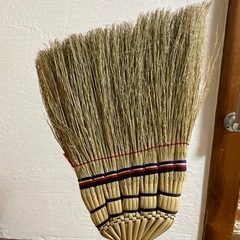 レトロな箒の画像