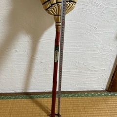 レトロな箒の画像