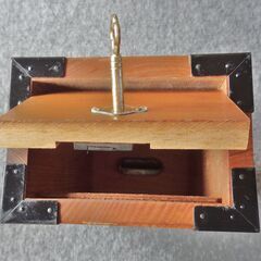 美品　貯金箱（鍵付き）　百万両　野村証券　レトロ　アンティーク　希少の画像