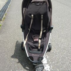 クイニー　ベビーカー　Ｑｕｉｎｎｙ　ブラウン　中古品